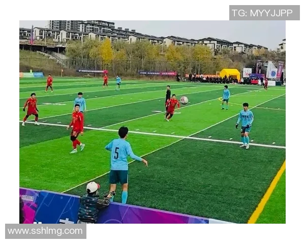 球星足球场上浪漫瞬间揭秘 爱与激情交织的绿茵之恋